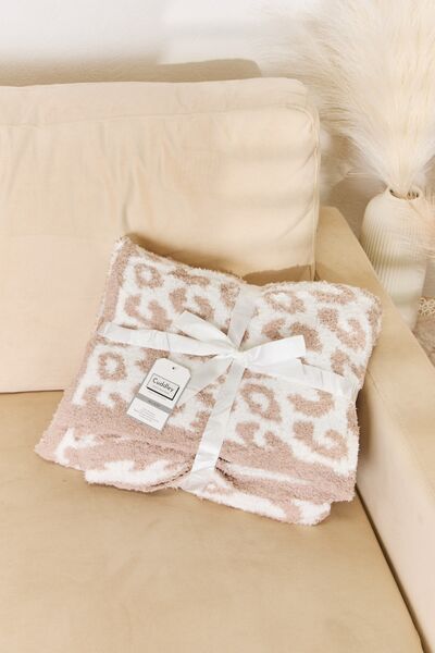 Cozy Leopard Throw Blanket