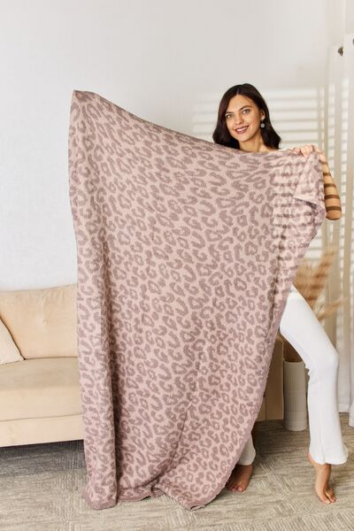 Cozy Leopard Throw Blanket